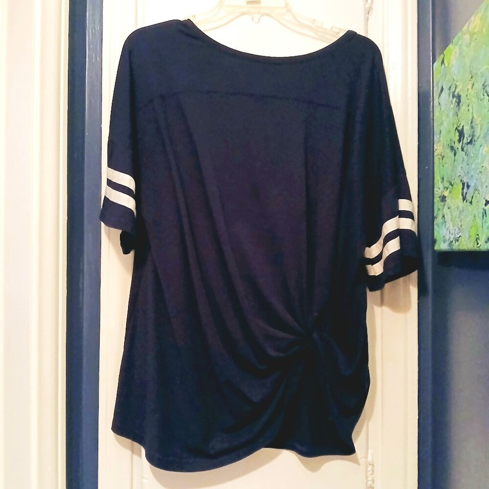 Sporty Tee with Knotted Front + some Stretch!